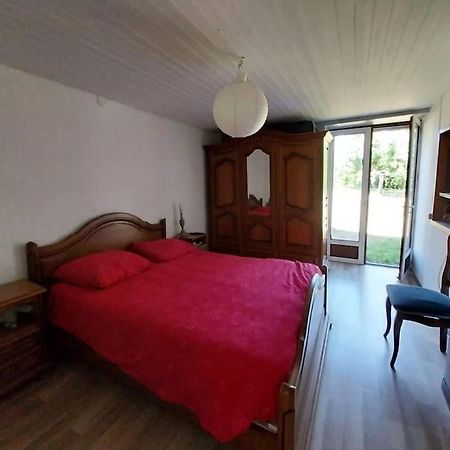 Maison En Pierres Pradinas Εξωτερικό φωτογραφία