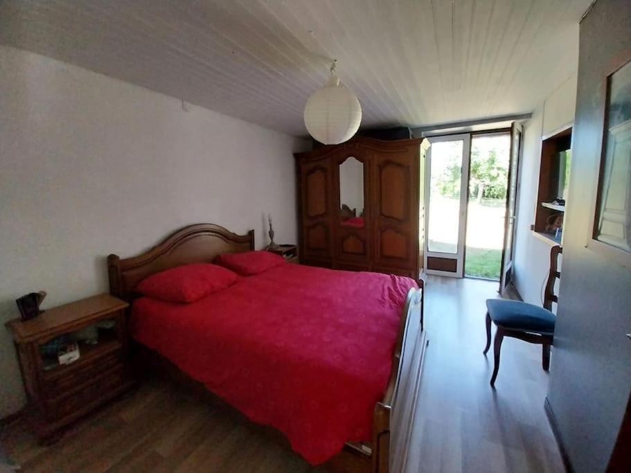 Maison En Pierres Pradinas Εξωτερικό φωτογραφία